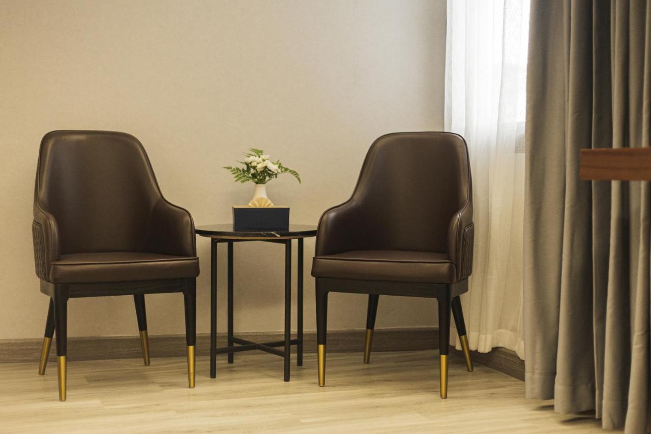 Thapae Twins Hotel Chiang Mai Dış mekan fotoğraf